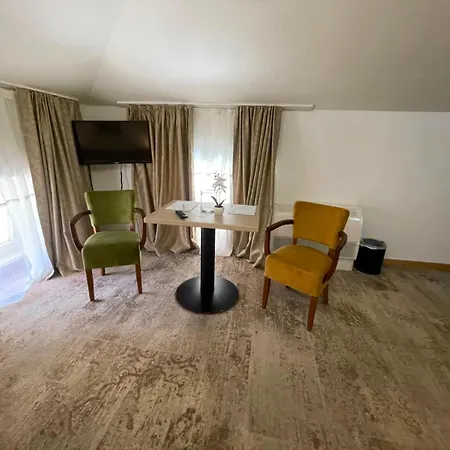 Apoksiomen Hotel
