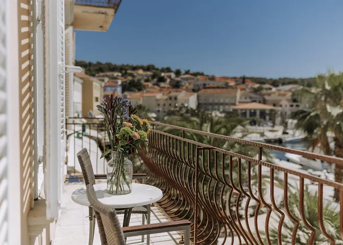 Hotell Apoksiomen Mali Lošinj