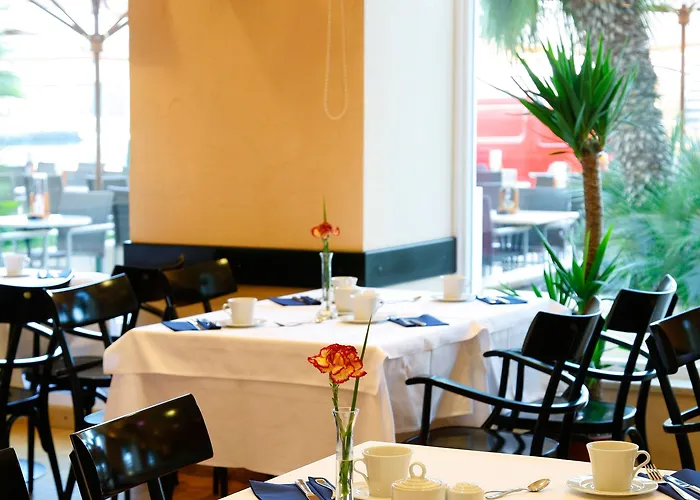 Apoksiomen Hotell 4*